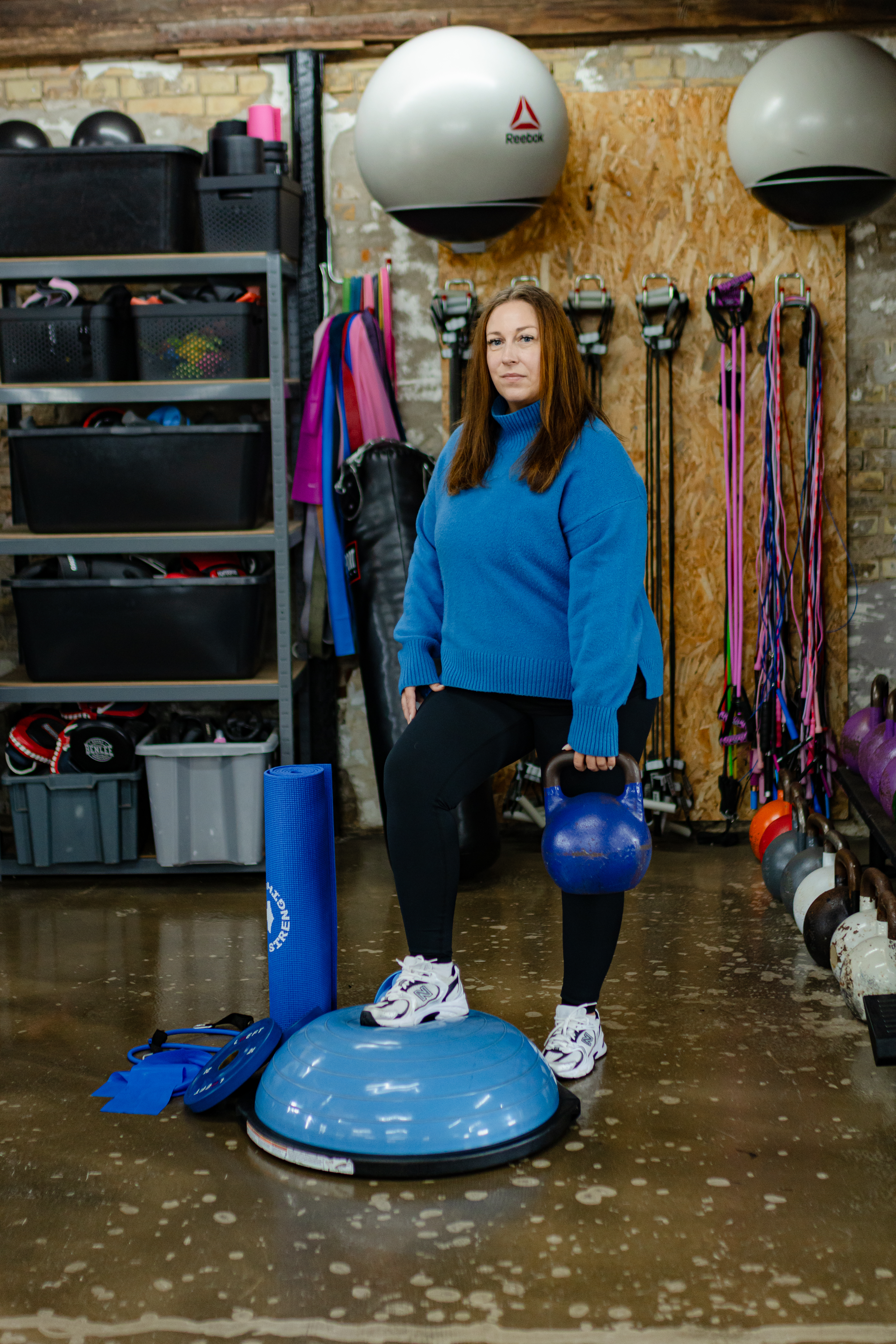 Sarah Photoshoot (216 of 219) TRX er et effektiv trænings hjælpemiddel. Giver dig træning med egen vægt.